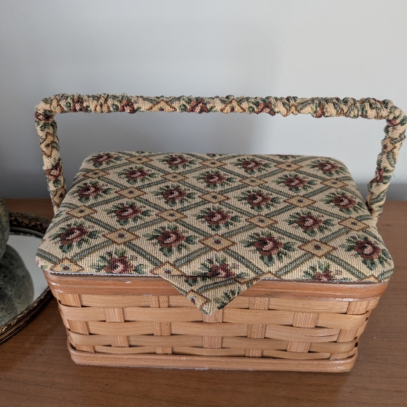 Vintage Sewing Basket With Floral Tapestry - Picture 2 of 4